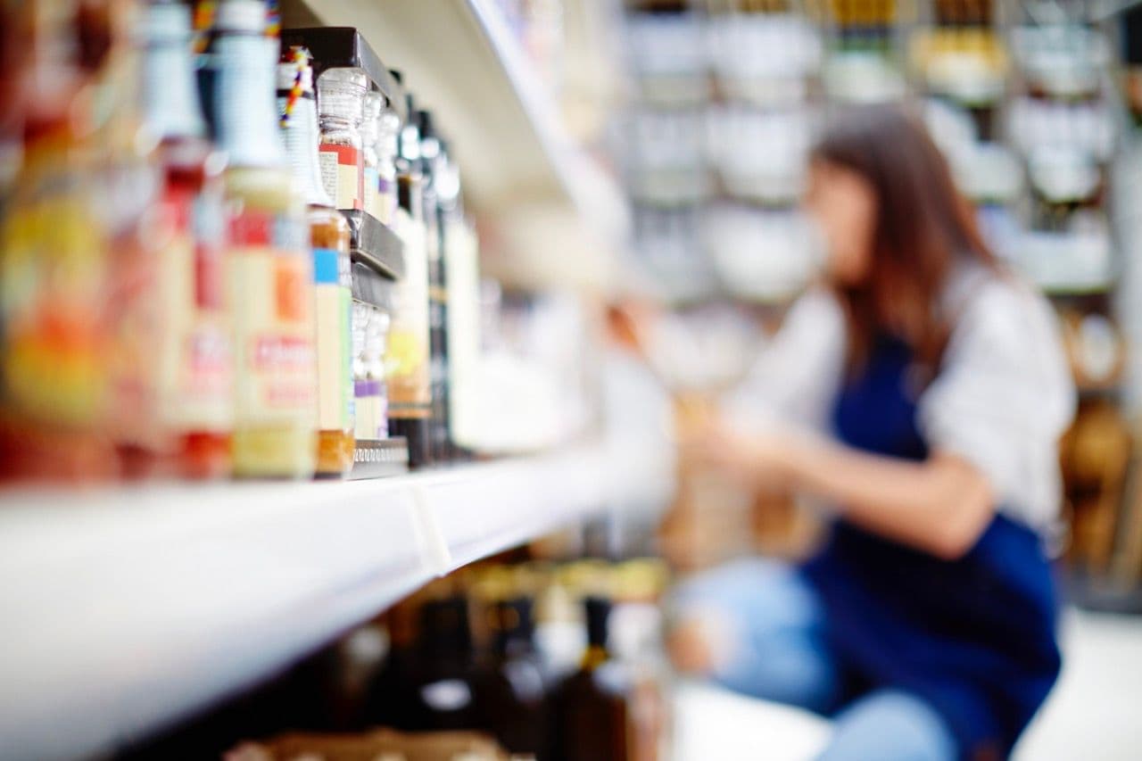 lady shopper